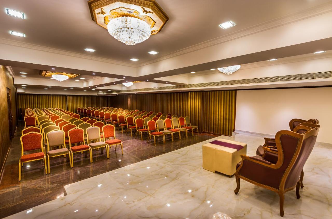 Hotel Le Royal Park Пудучеррі Екстер'єр фото