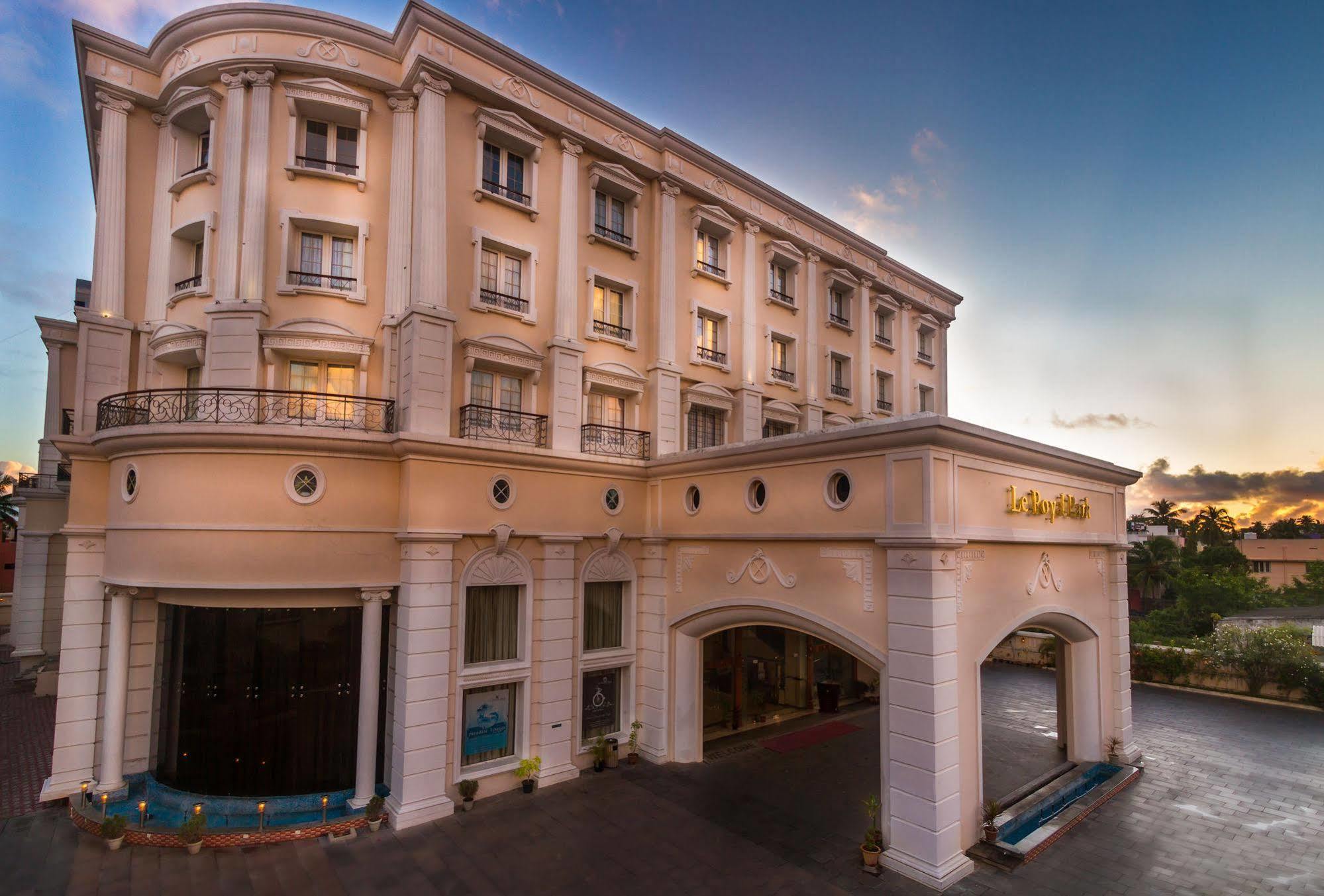 Hotel Le Royal Park Пудучеррі Екстер'єр фото