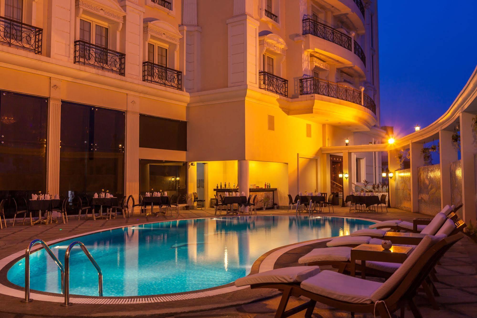 Hotel Le Royal Park Пудучеррі Екстер'єр фото