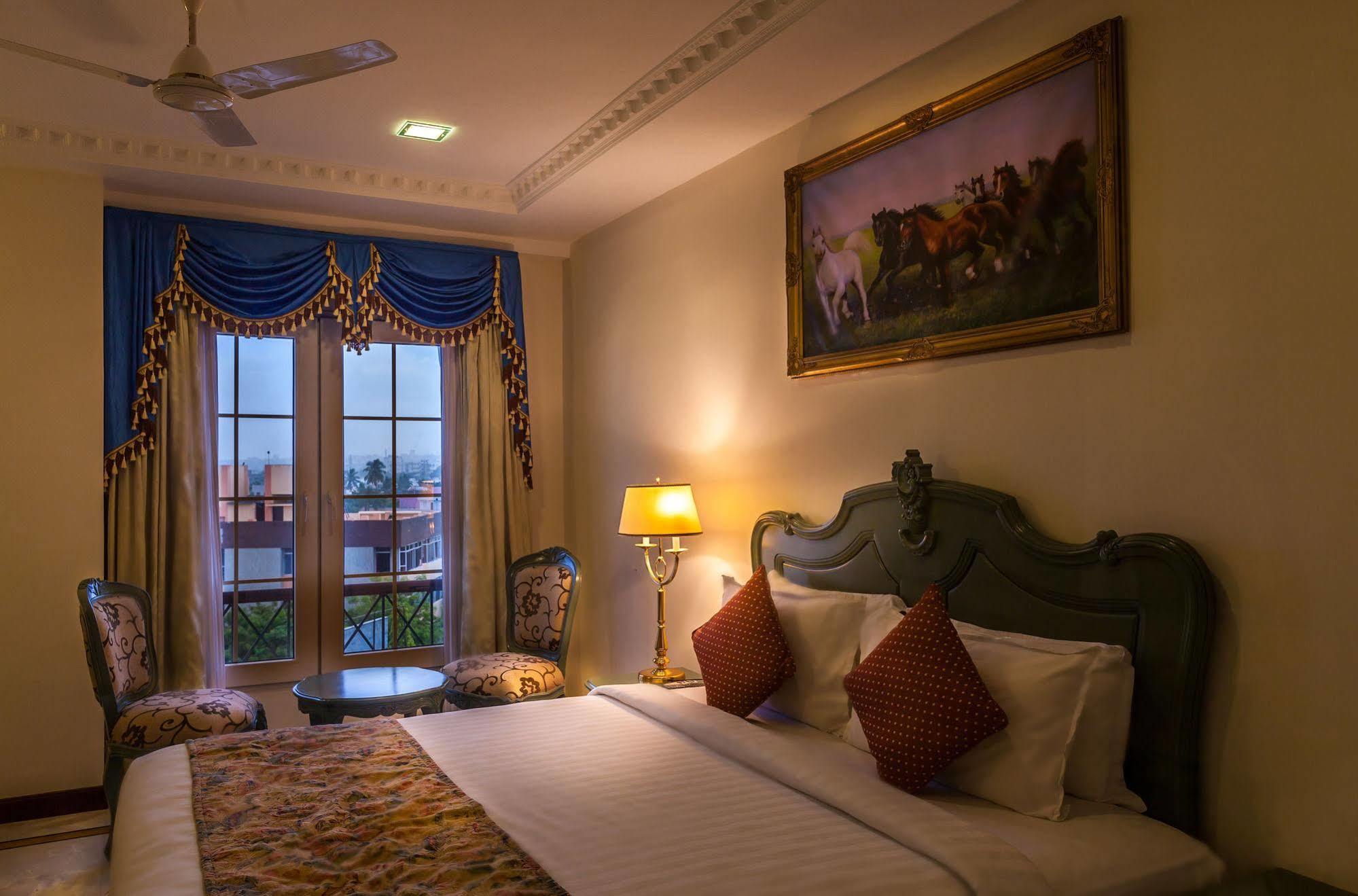 Hotel Le Royal Park Пудучеррі Екстер'єр фото